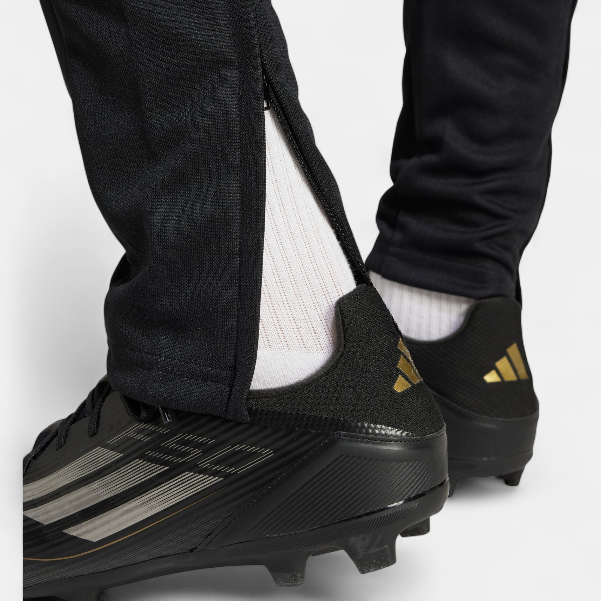 Adidas Squadra 25 TR Erkek Eşofman Altı – JE2782 - Siyah Beyaz