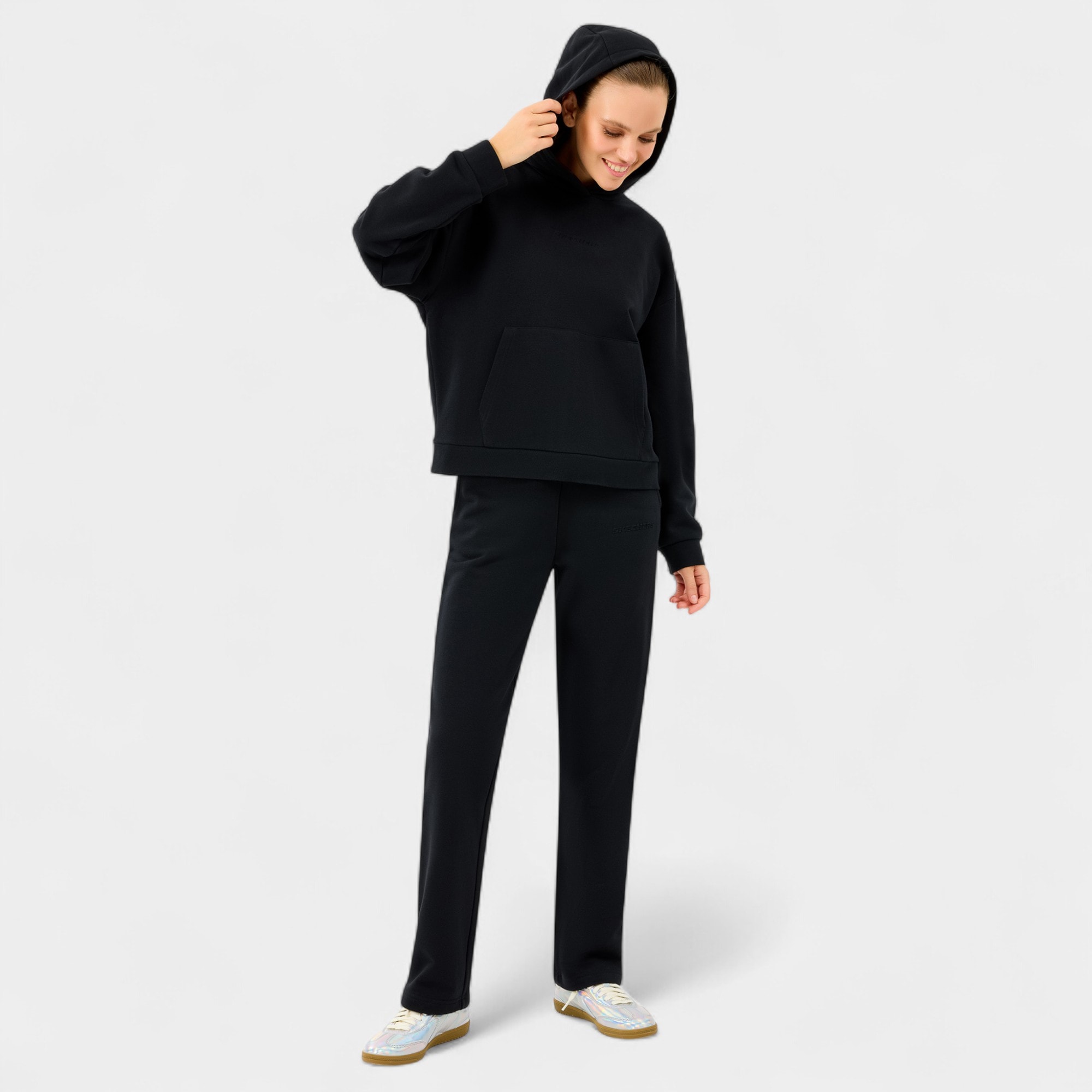 Skechers W Essential Hoodie Kadın Siyah Sweatshirt - Siyah