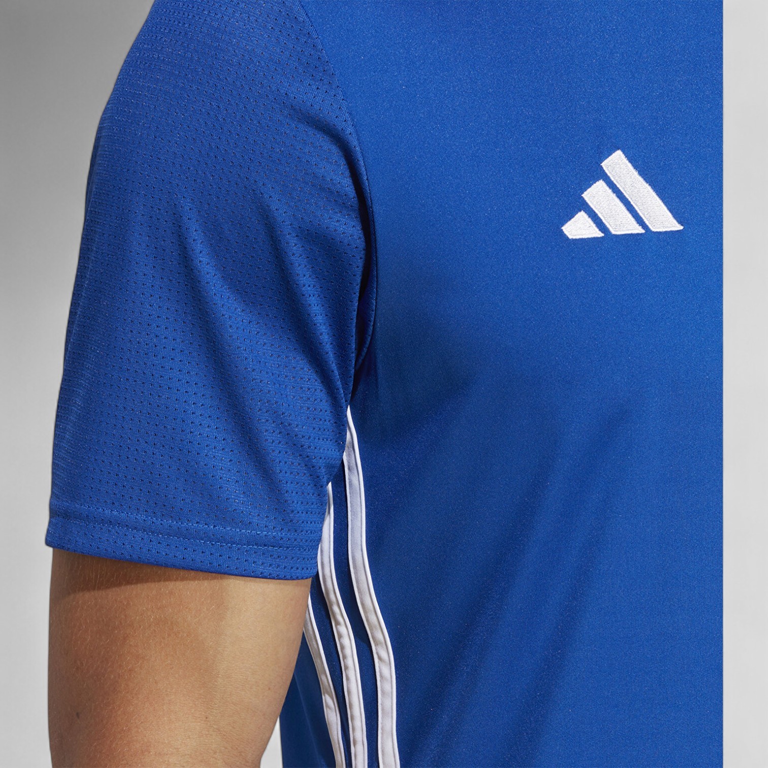 Adidas TABELA 23 JSY Erkek Tişört H44528 - MAVİ