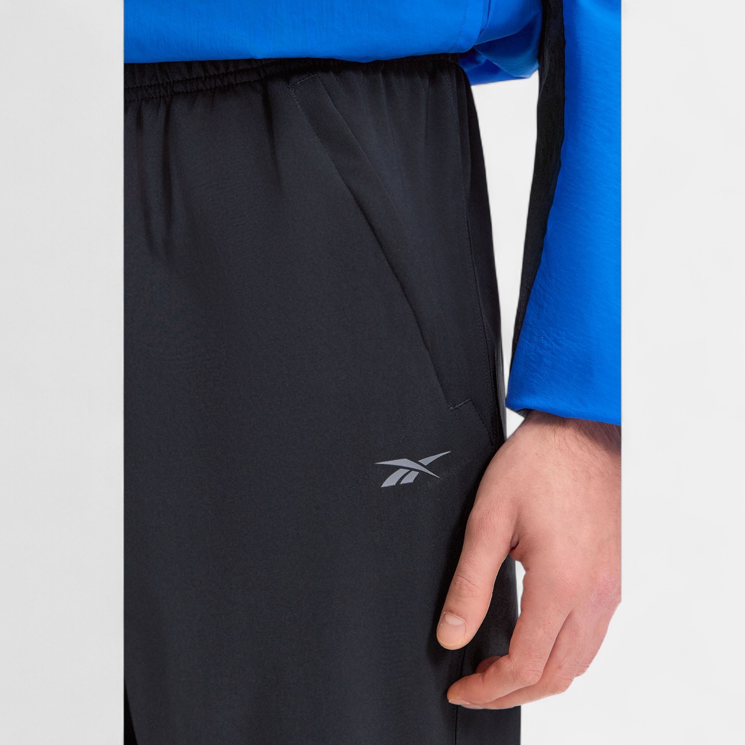REEBOK ID TRAIN WOVEN PANT Erkek Sıyah Eşofman Altı