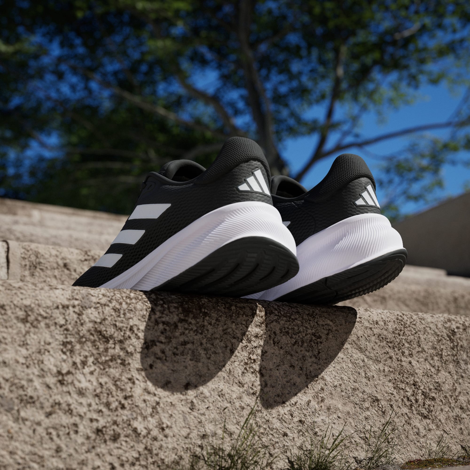 Adidas RESPONSE IH6007 Erkek Koşu ve Yürüyüş Spor Ayakkabı