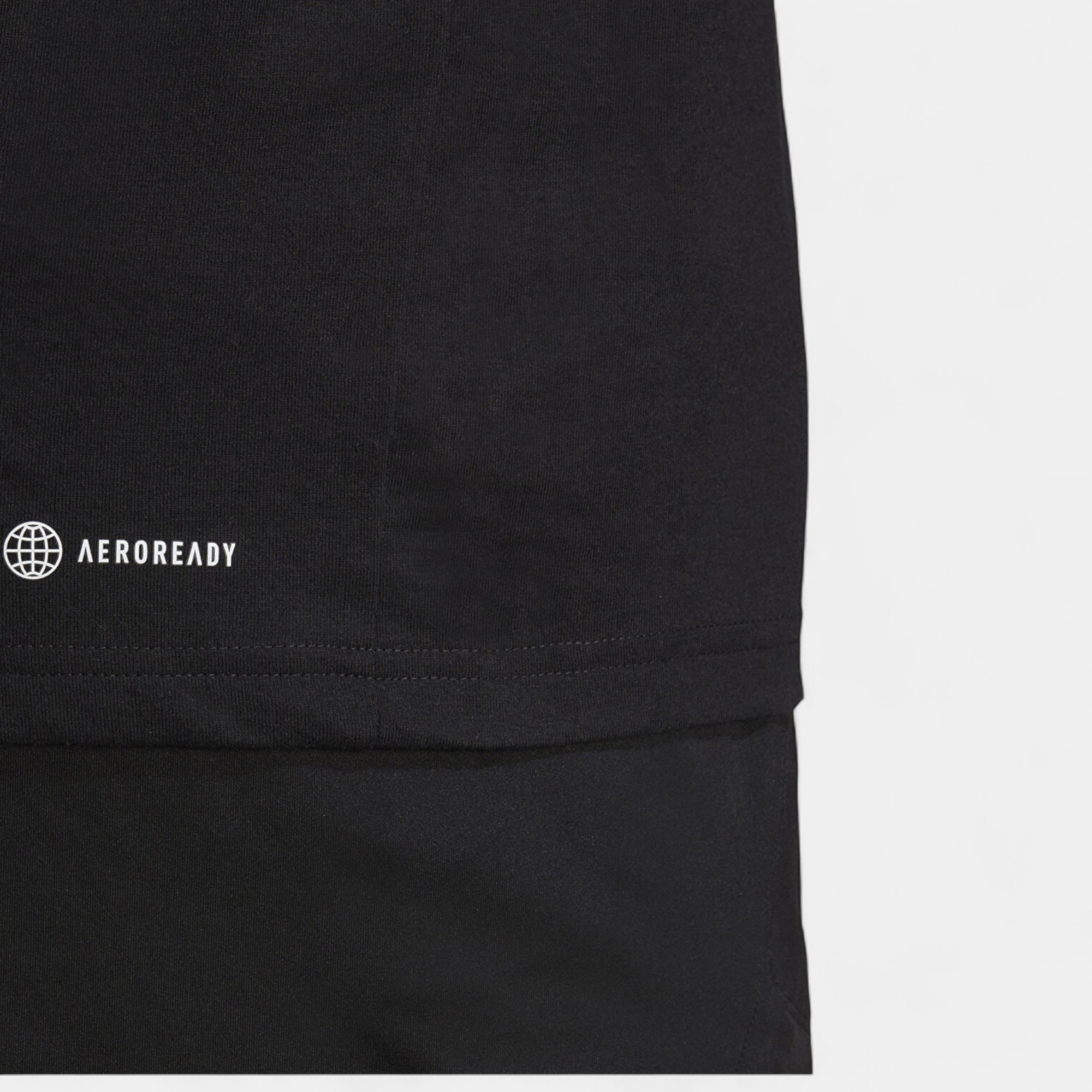 Adidas TRAİNİNG ESSENTİALS Feelready Logo Siyah Erkek Tişörtü IB8273