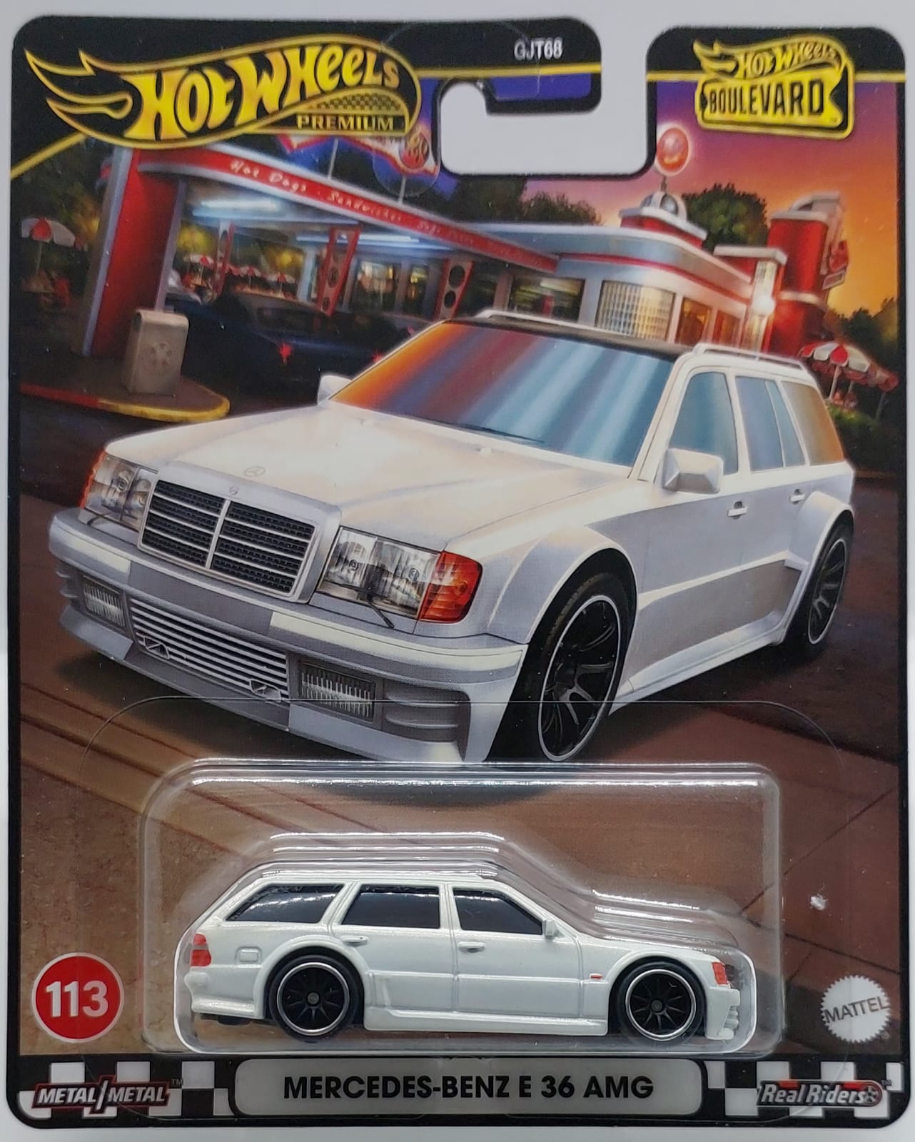 Hot Wheels Premium Boulevard Mercedes-Benz E 36 AMG -HRT78 (Y.D.) + Koruma Kabı