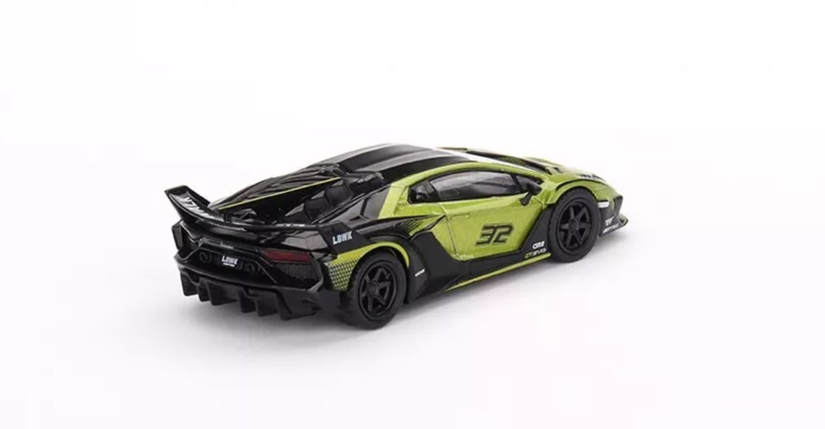 Mini GT Mijo LB-Silhouette Works Lamborghini Aventador GT EVO Lime -MGT00605-MJ