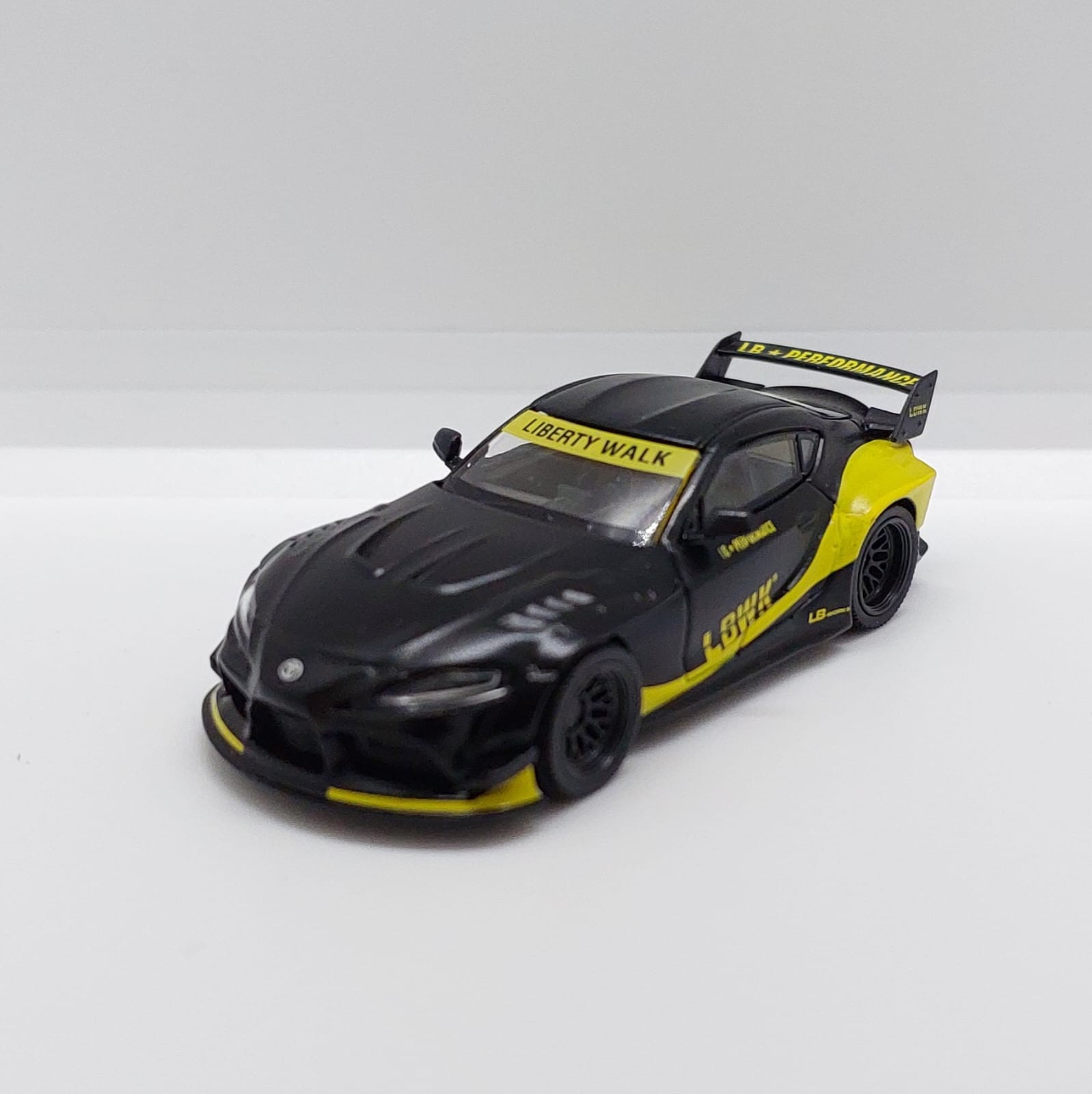 MiniGT Toyota GR Supra LB*Works Matte Black -MGT00472-L (açılmış model, açıklamayı okuyunuz.)