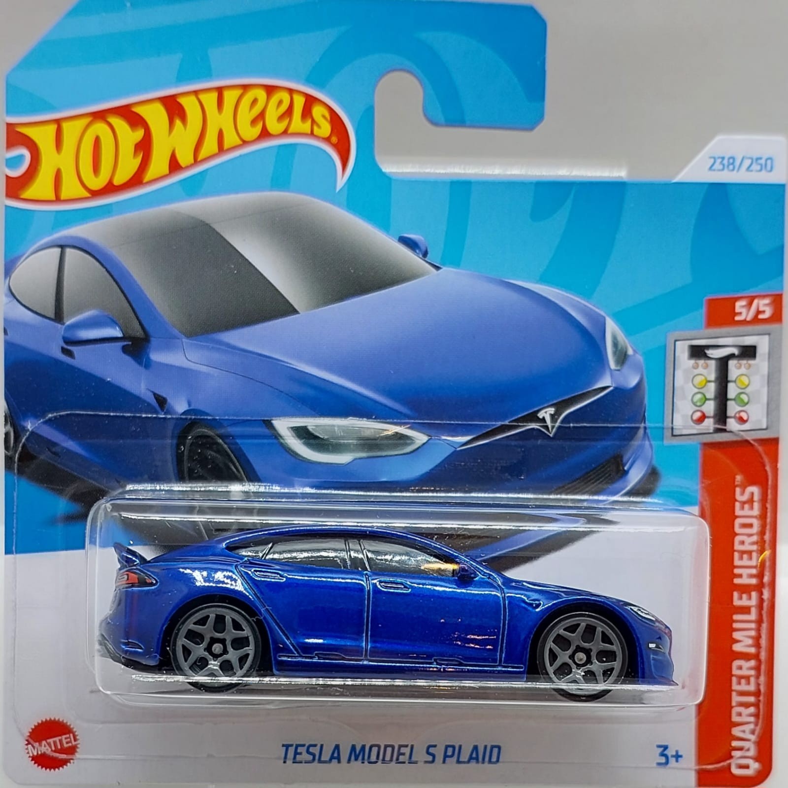 Hot Wheels Quarter Mile Heroes Tesla Model S Plaid -HRY91