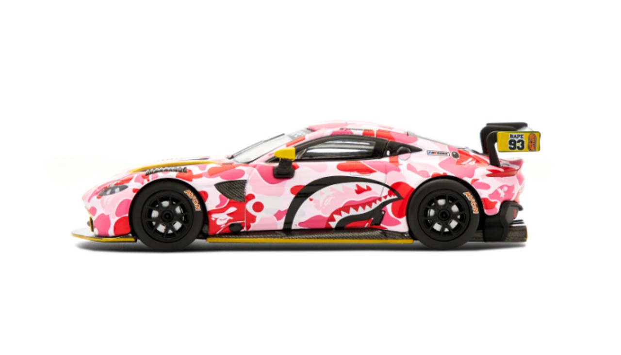 Pop Race Aston Martin BAPE® x Aston Martin GT3 Pink -PR64-AMBA-21PK