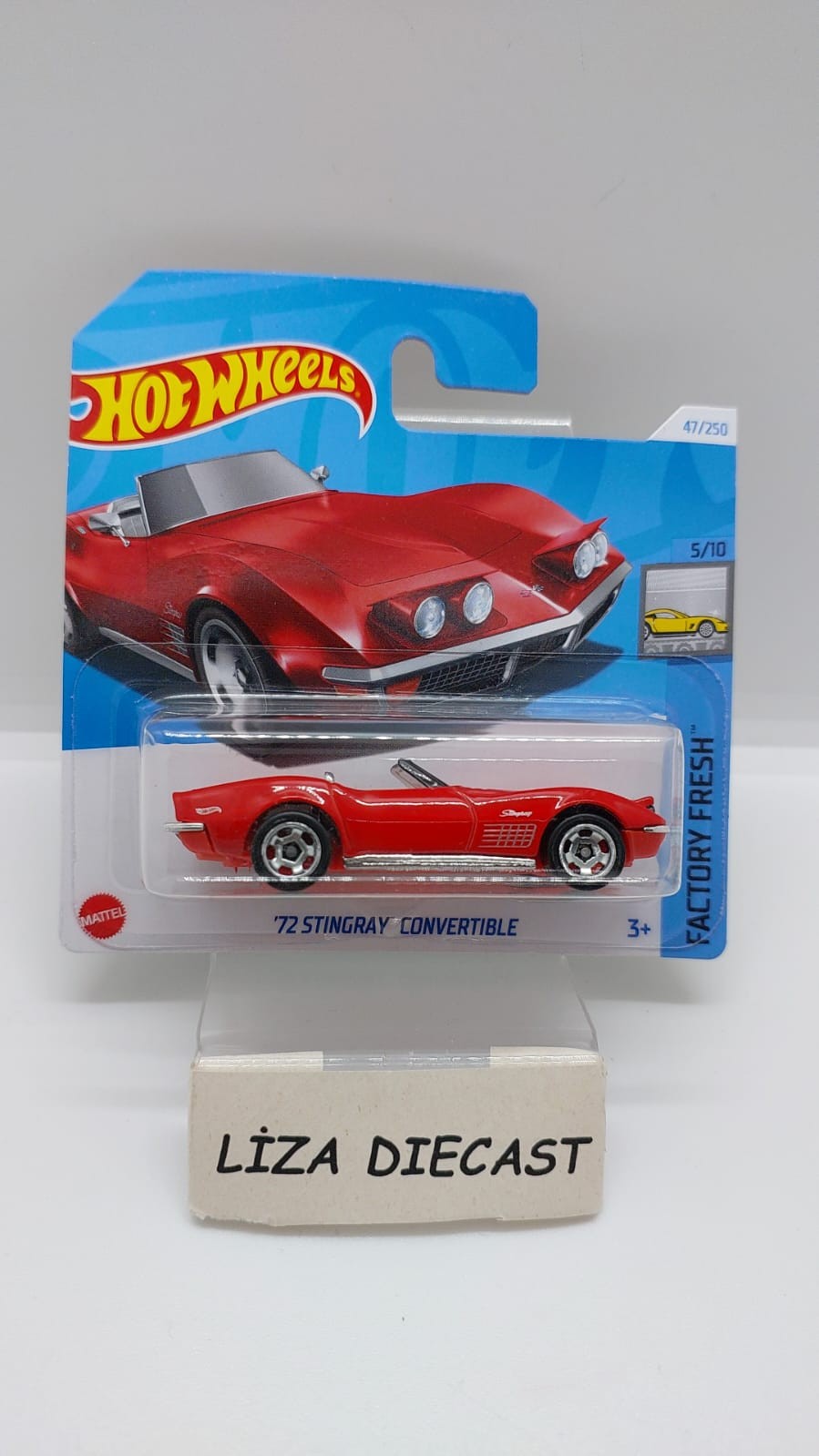 Hot Wheels Factory Fresh '72 Stingray Convertible Kırmızı -HTD09