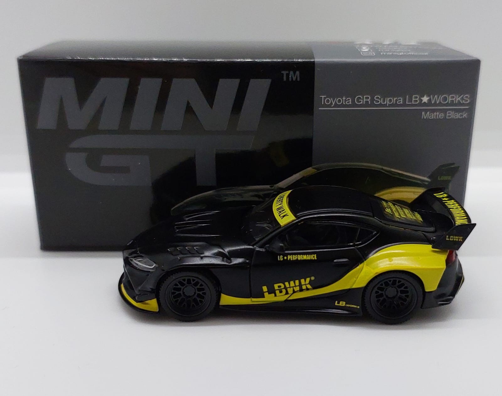 MiniGT Toyota GR Supra LB*Works Matte Black -MGT00472-L (açılmış model, açıklamayı okuyunuz.)