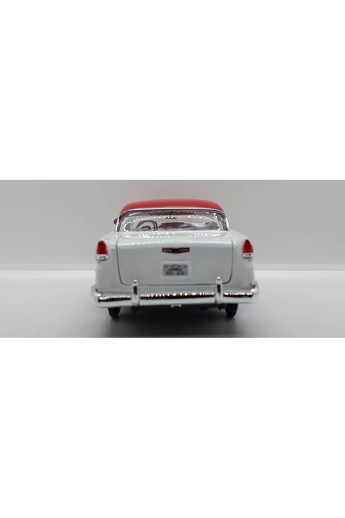 Motormax Timeless Legends Serisi 1955 Chevy Bel Air -1:24 Kırmızı