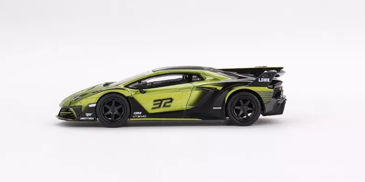 Mini GT Mijo LB-Silhouette Works Lamborghini Aventador GT EVO Lime -MGT00605-MJ