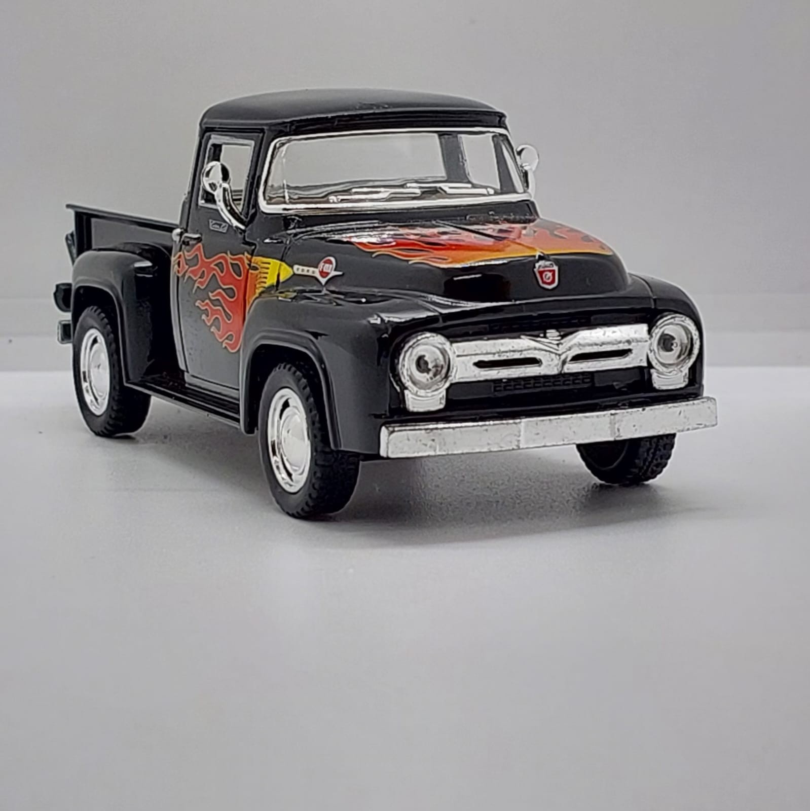 Kinsmart 1956 Ford F-100 -1:38 Siyah