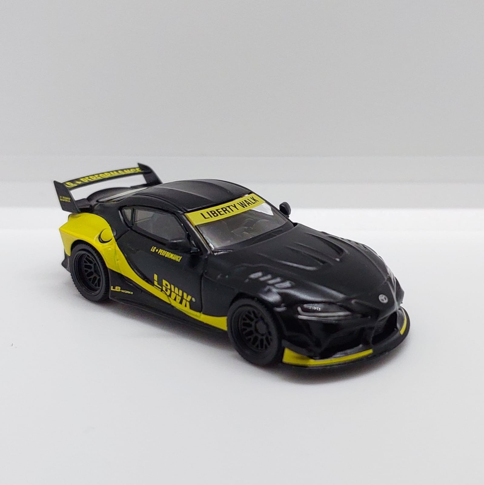 MiniGT Toyota GR Supra LB*Works Matte Black -MGT00472-L (açılmış model, açıklamayı okuyunuz.)