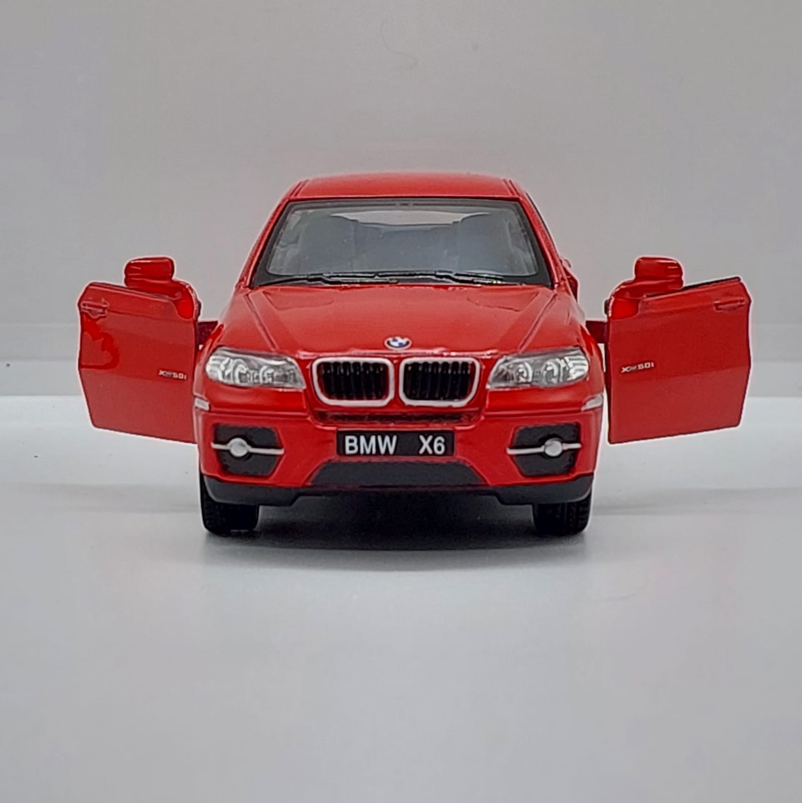 Kinsmart Bmw X6 -1:38 Kırmızı