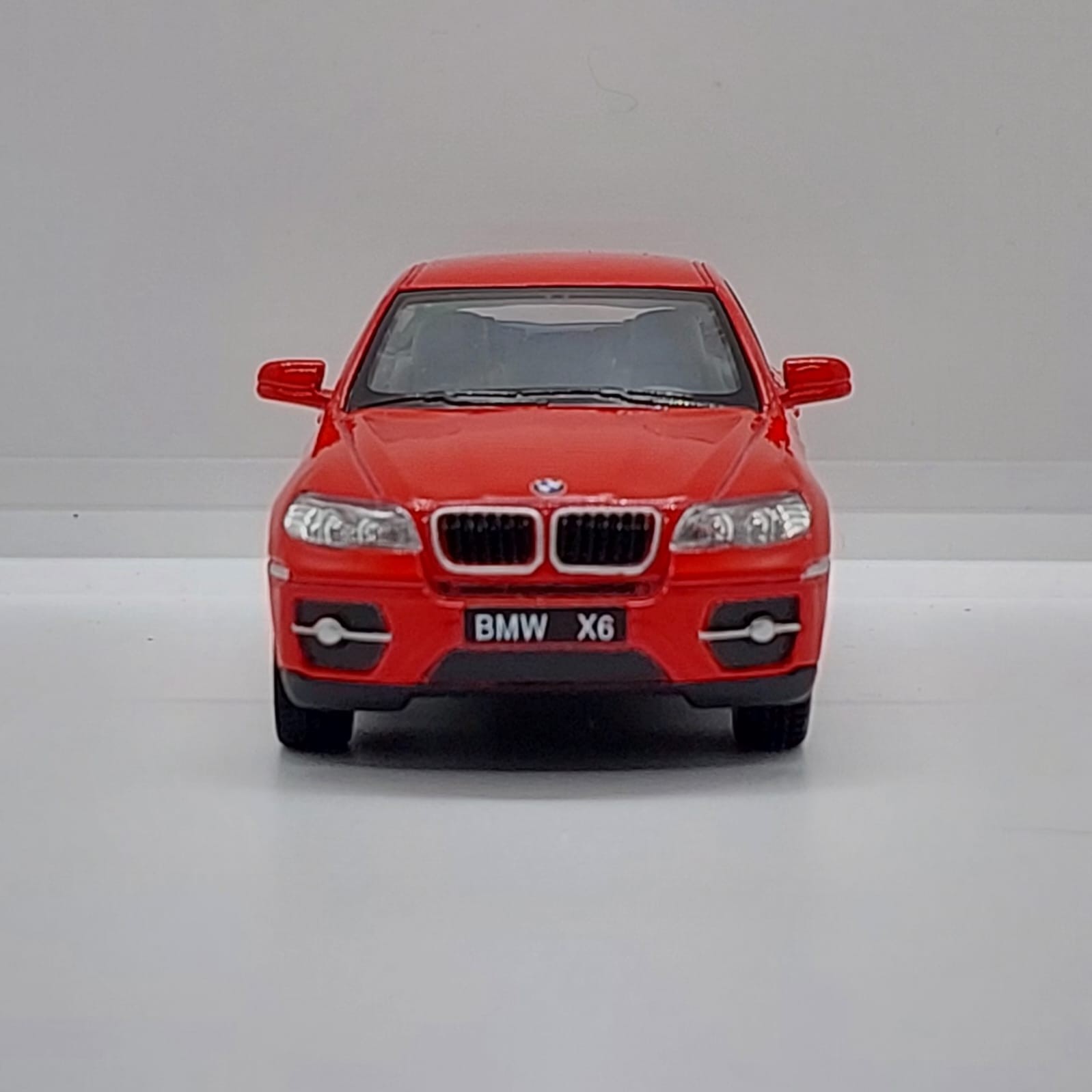 Kinsmart Bmw X6 -1:38 Kırmızı