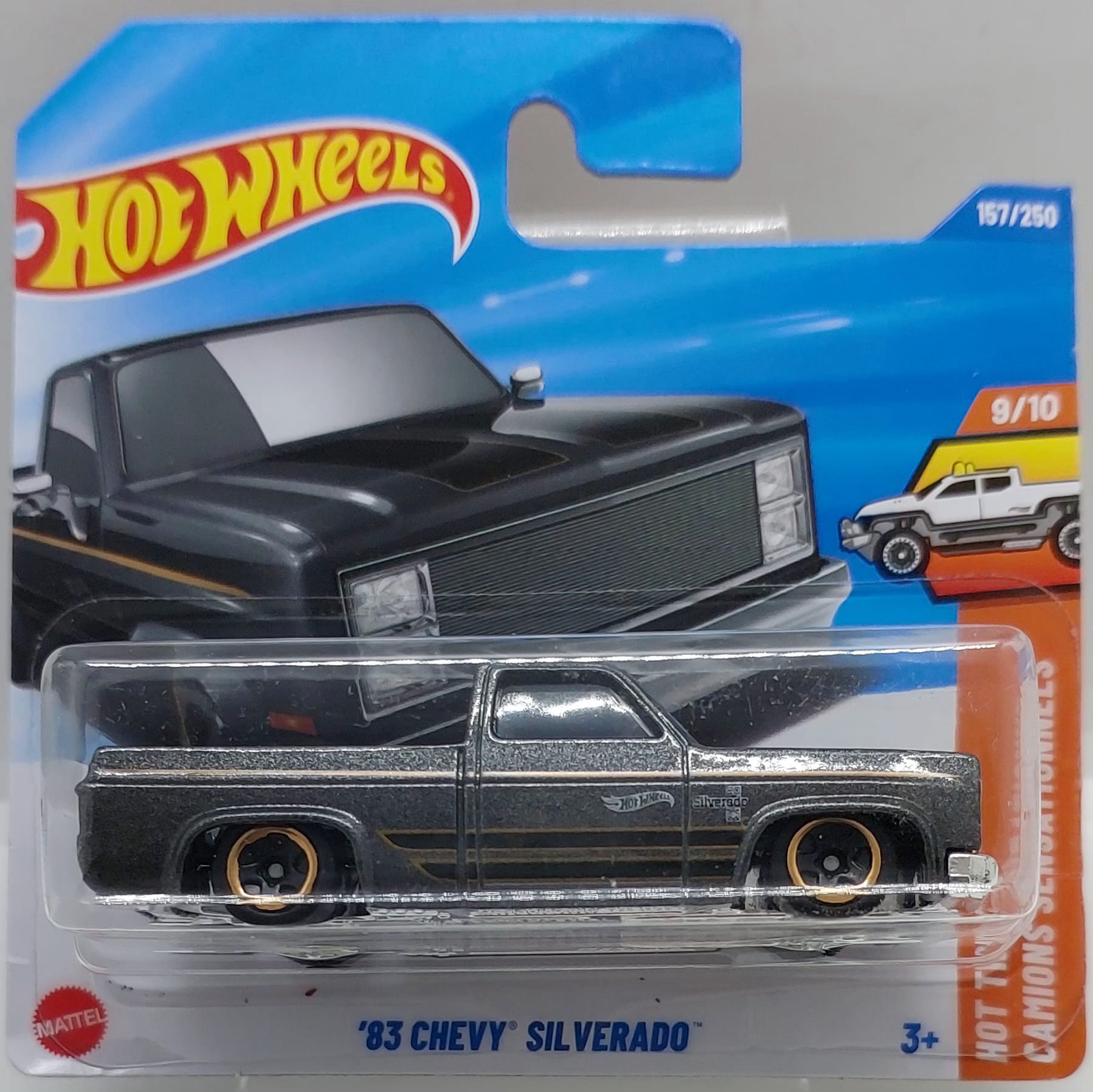 Hot Wheels Hot Trucks '83 Chevy Silverado -JMT29