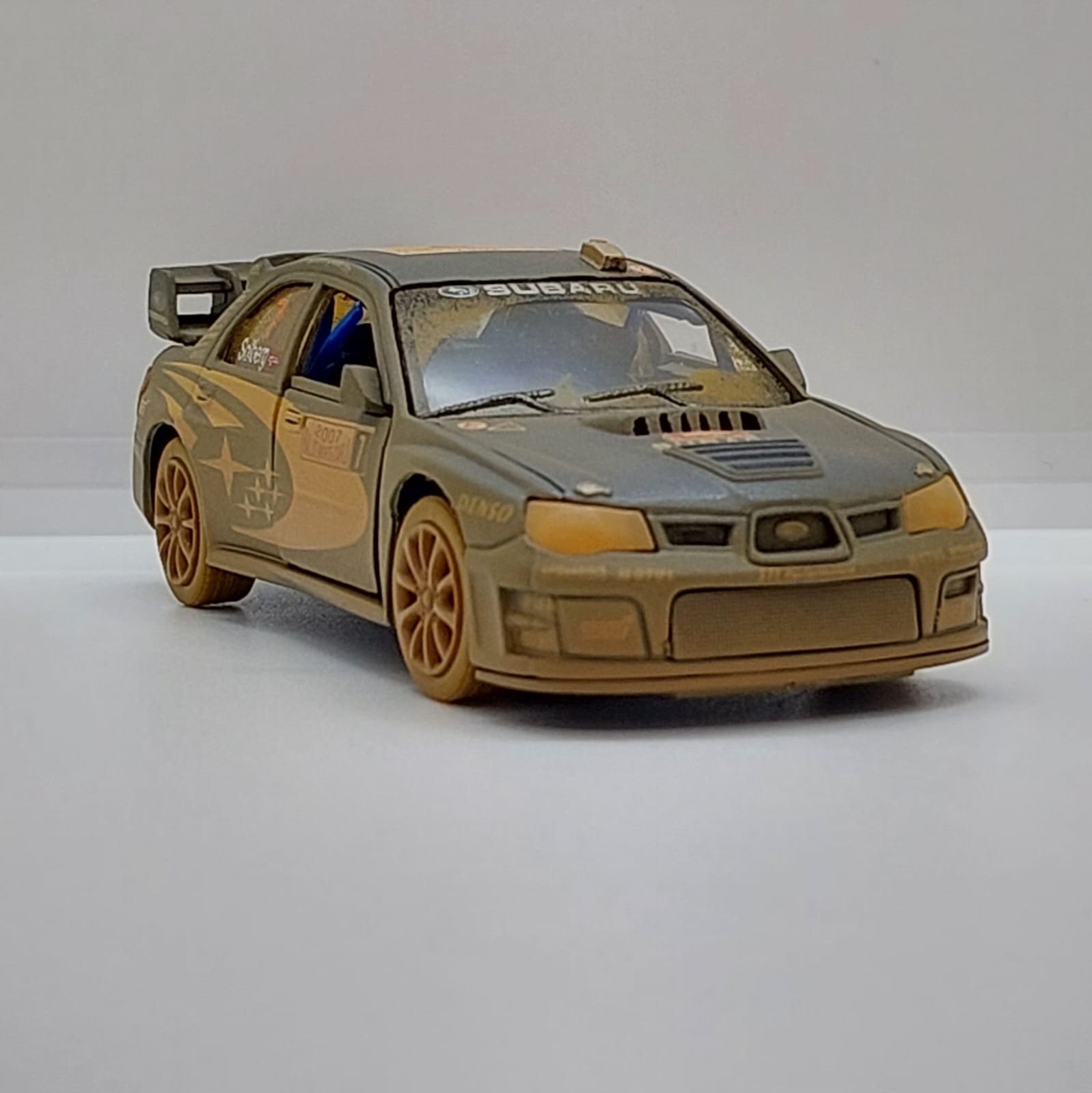 Kinsmart Subaru Impreza WRC 2007 -1:36 Lacivert Toz-Çamur Detaylı