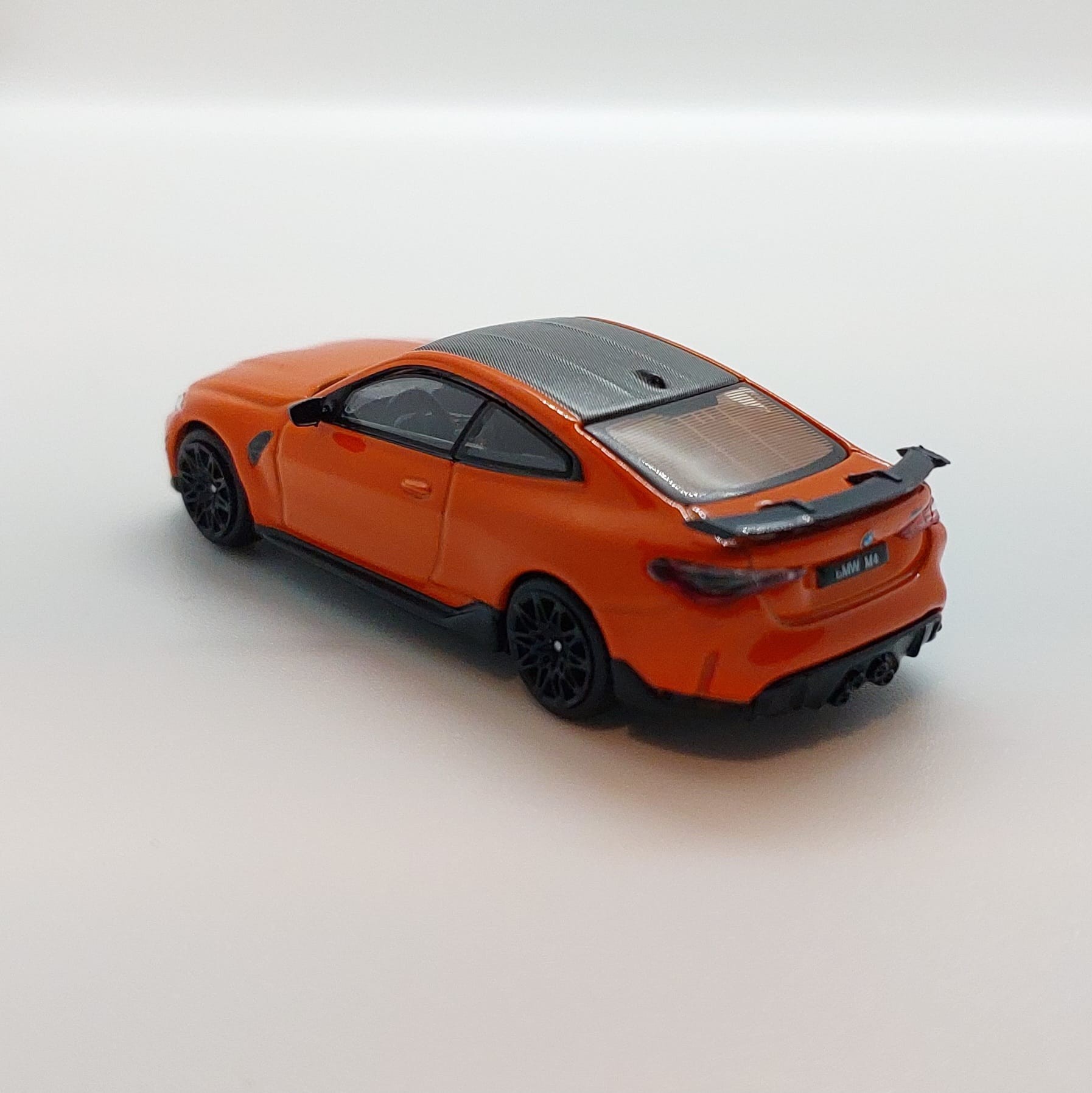 Mini GT BMW M4 M-Performance -Fire Orange #526 (açılmış model, açıklamayı okuyunuz)