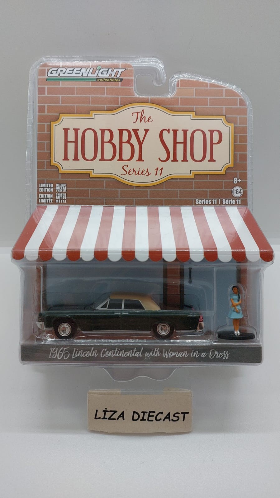 Greenlight The Hobby Shop Series 11 1965 Lincoln Continental with Woman in a Dress