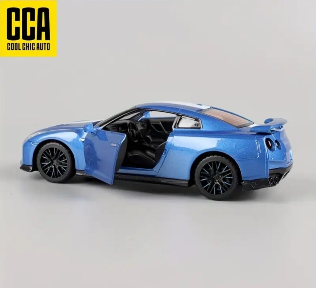 Cool Chic Auto Nissan GT-R (R35) 50th Anniversary Edition 1:42 