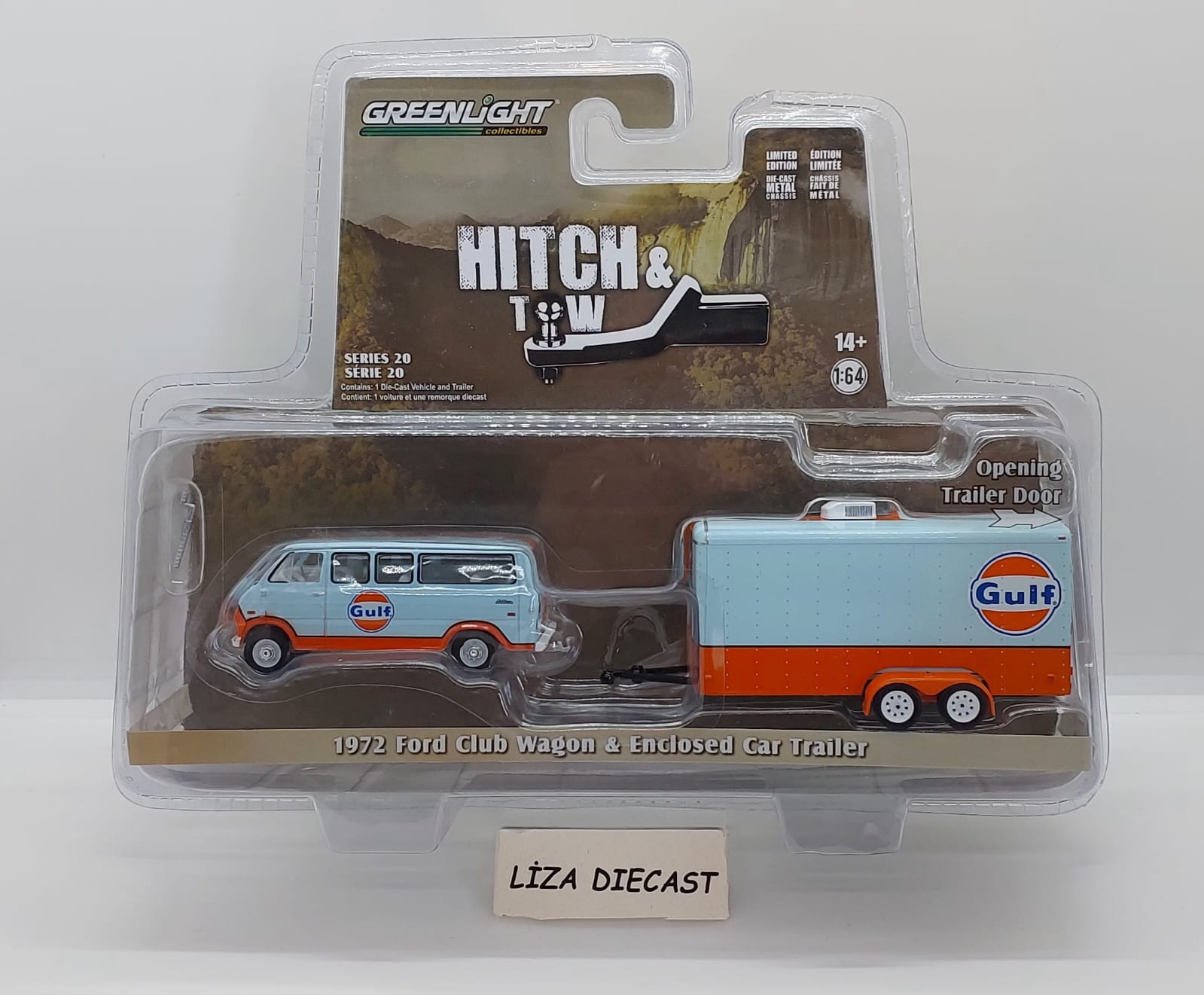 Greenlight Hitch & Tow 1972 Ford Club Wagon & Enclosed Car Trailer 