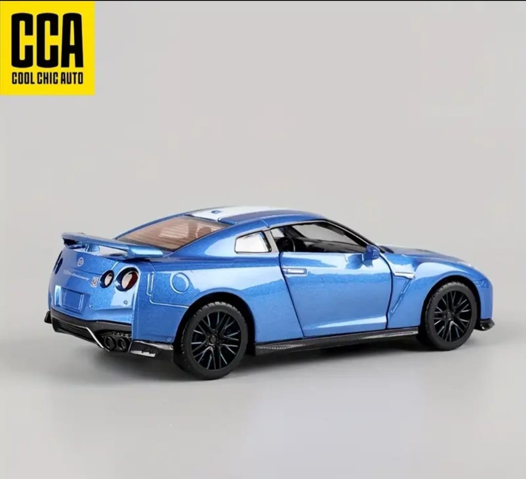 Cool Chic Auto Nissan GT-R (R35) 50th Anniversary Edition 1:42 