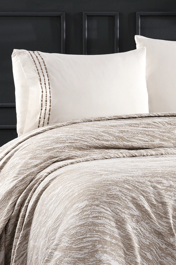 4 Parça Pamuklu Yasemin Çift Kişilik Koton Pike Seti Bej