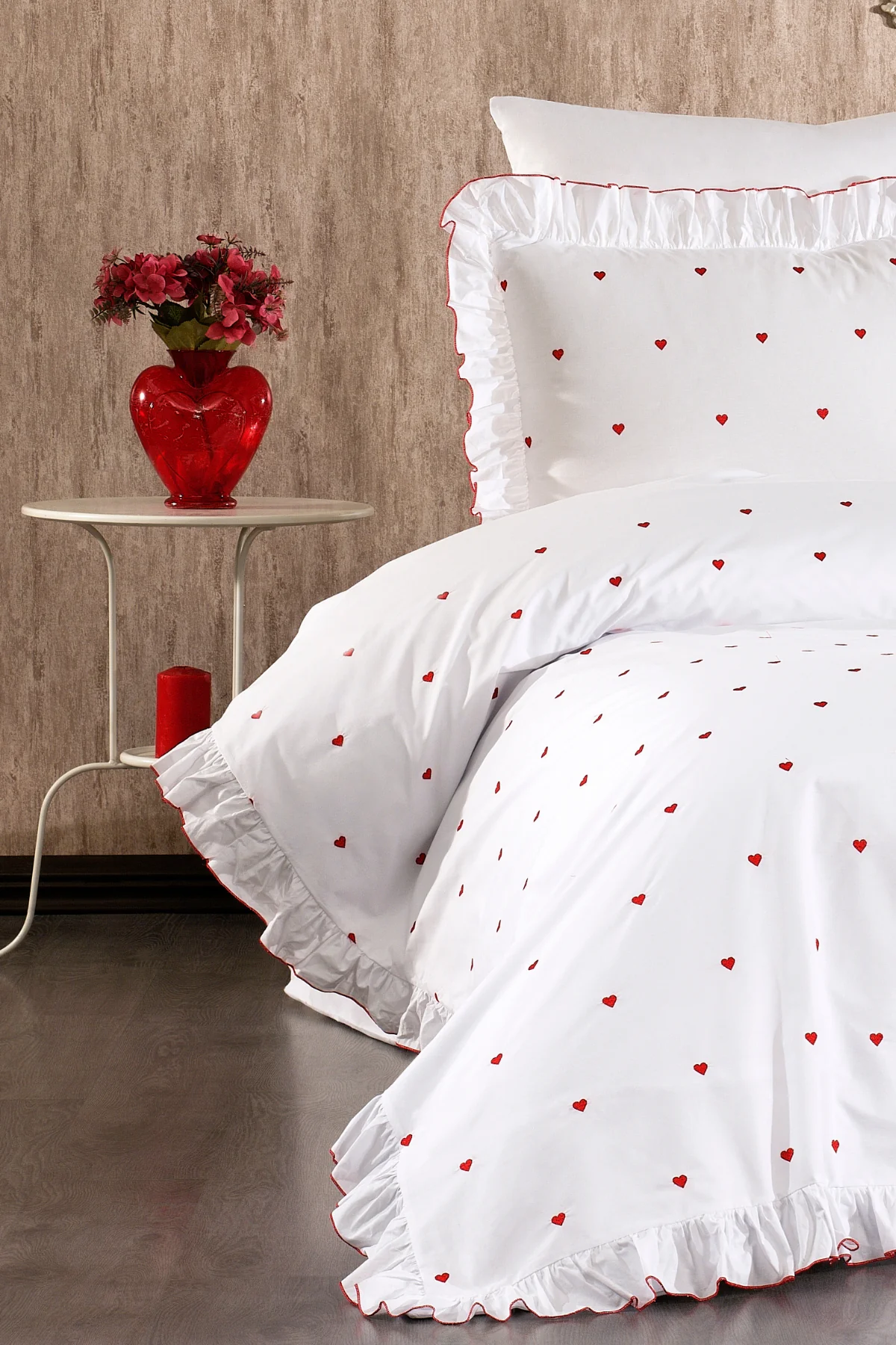 Velora %100 Pamuk Kalp Desen Nakışlı, Fırfırlı 4 Parça Tek Kişilik Nevresim Takımı - Kalpli Beyaz Nevresim
