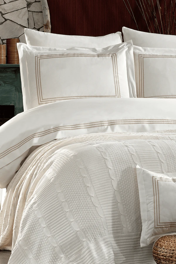 Aydos 8 Parça Pamuklu Triko Battaniyeli Çift Kişilik Nevresim Takımı Krem