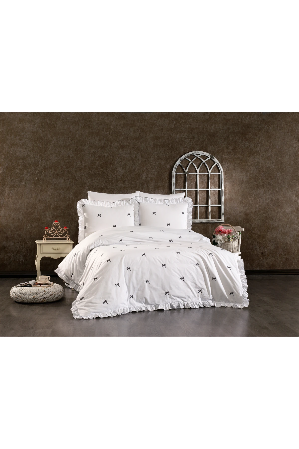 Aurelia %100 Pamuk Fırfırlı, Fiyonk Desen Nakışlı 6 Parça Premium Çift Kişilik Nevresim Takımı Antrasit