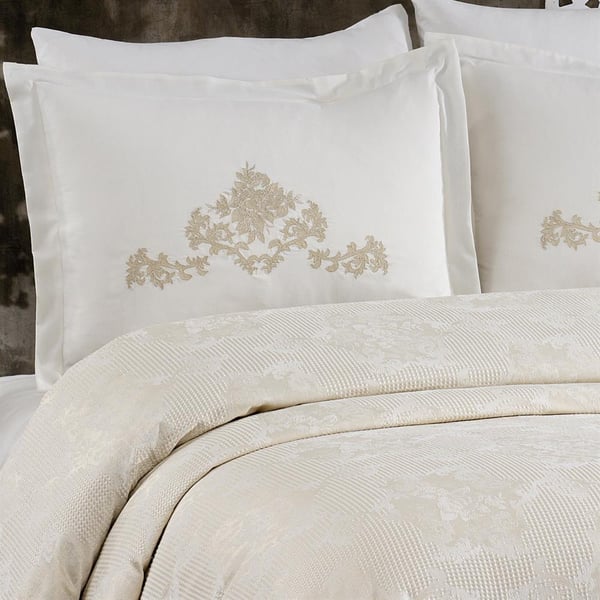 Mina 6 Parça Pamuk Şönil Pike Yatak Örtülü Nakışlı Çift Kişilik Pike Takımı Bej