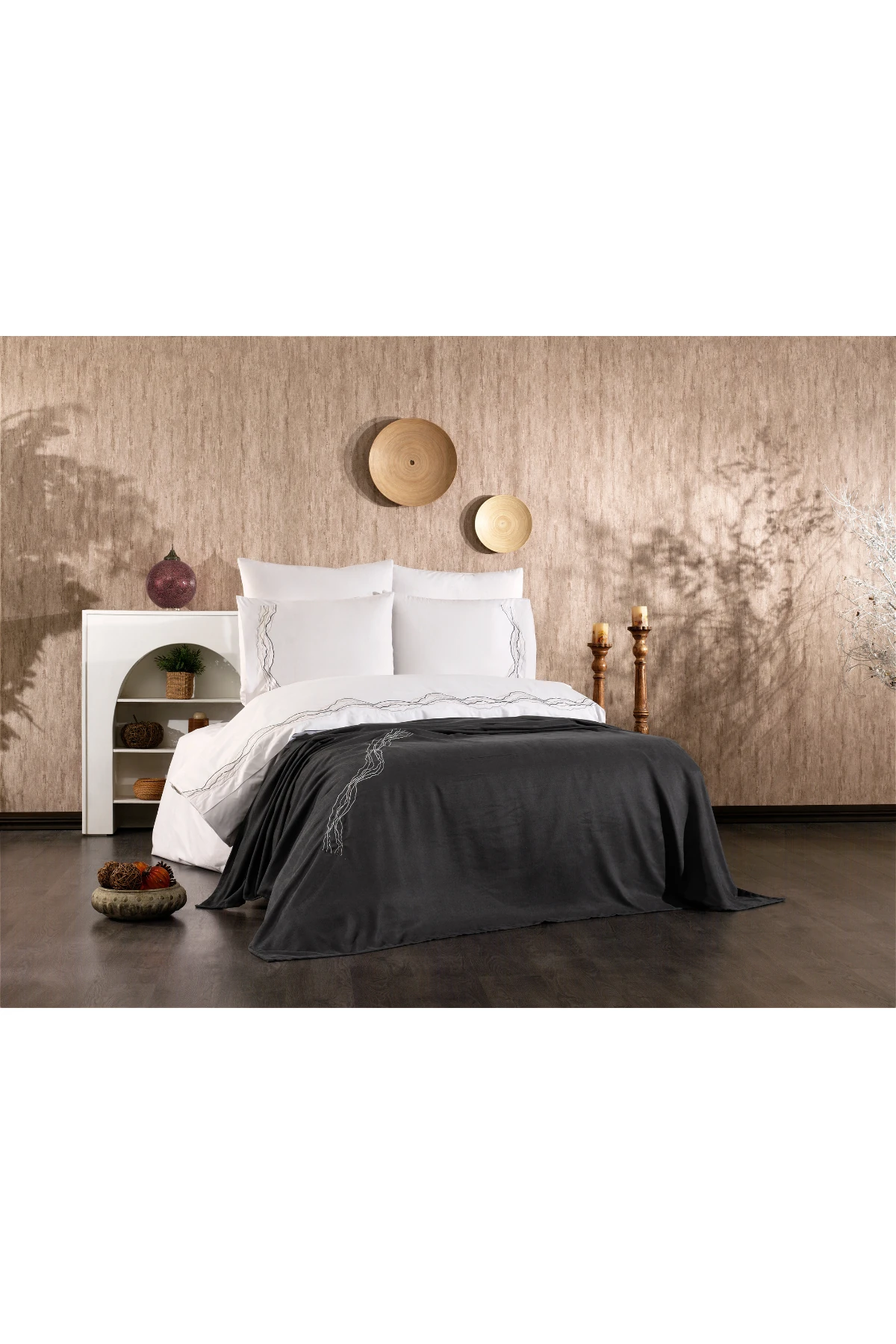 Marbelle %100 Pamuk Mermer Desen Nakışlı, Pike Yatak Örtülü 7 Parça Çift Kişilik Nevresim Takımı Gri