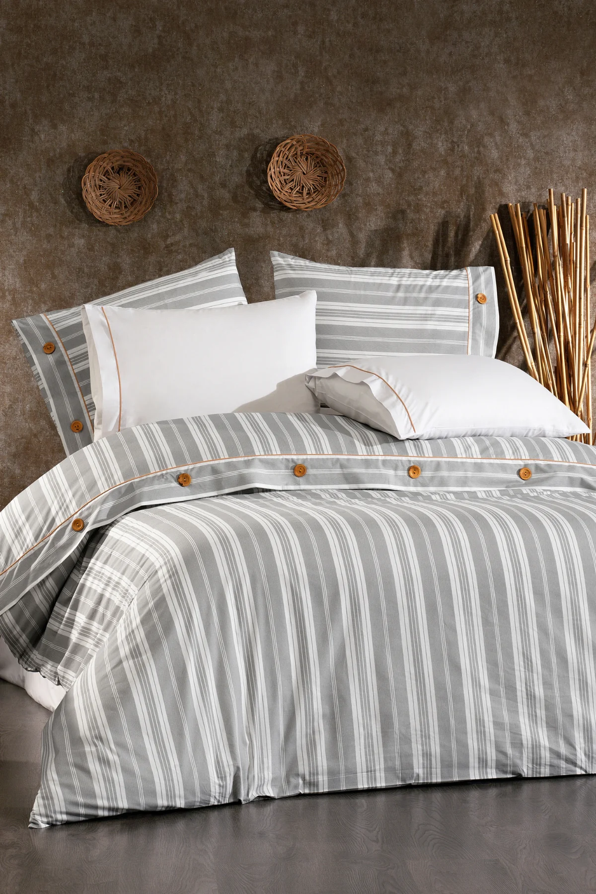 Valentia %100 Pamuk, Ahşap Düğmeli, Çizgili Kumaşlı 6 Parça Premium Çift Kişilik Nevresim Takımı Gri