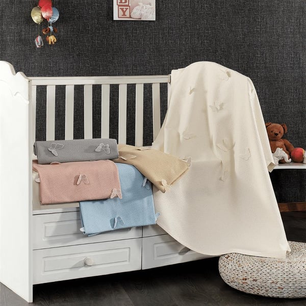3d Kelebek %100 Pamuk Desenli Bebek Pike Örtüsü Krem