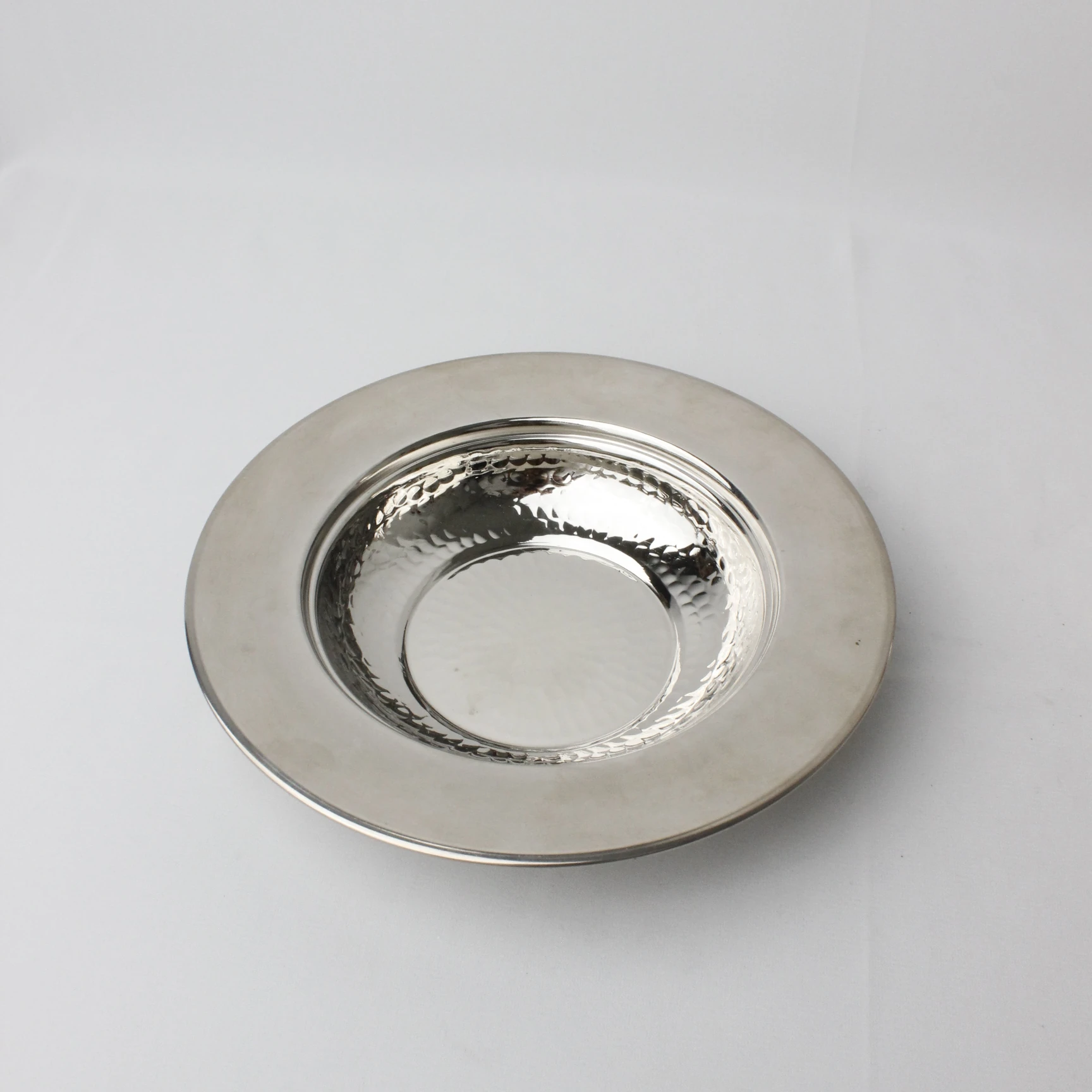 Bakır Malzemeden Hilal Detaylı Kubbe Formunda  Kusursuz Lokumluk 