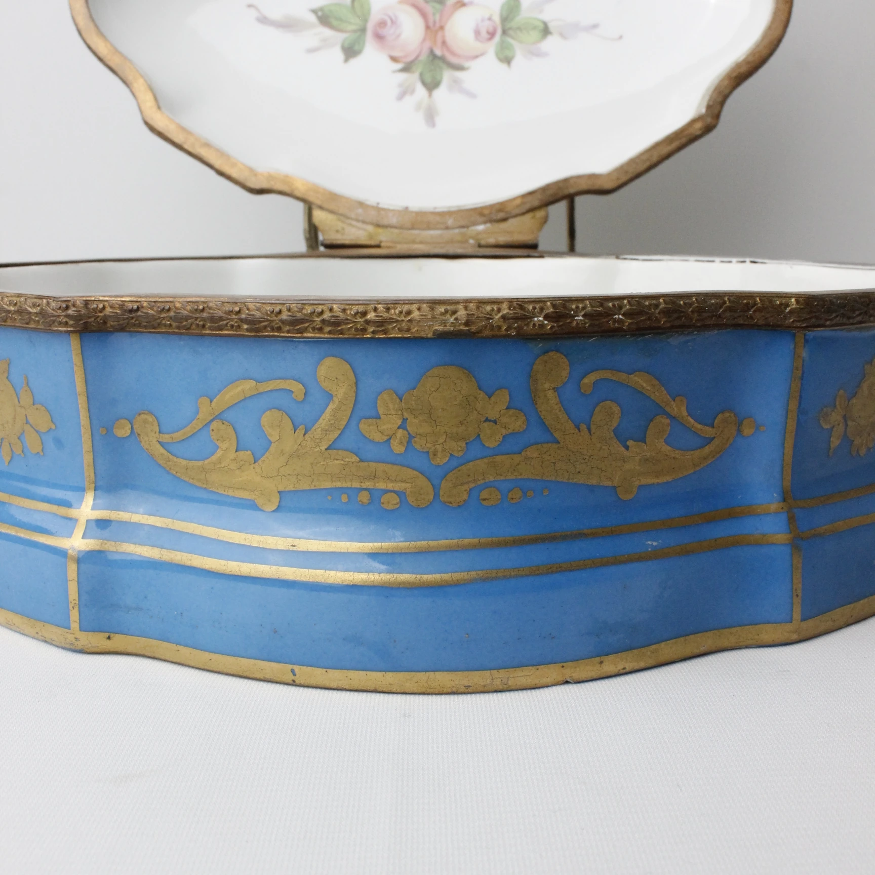 Asırlık Dev Boy Sevres El Boyama Sanatçı İmzalı  Bonbonier