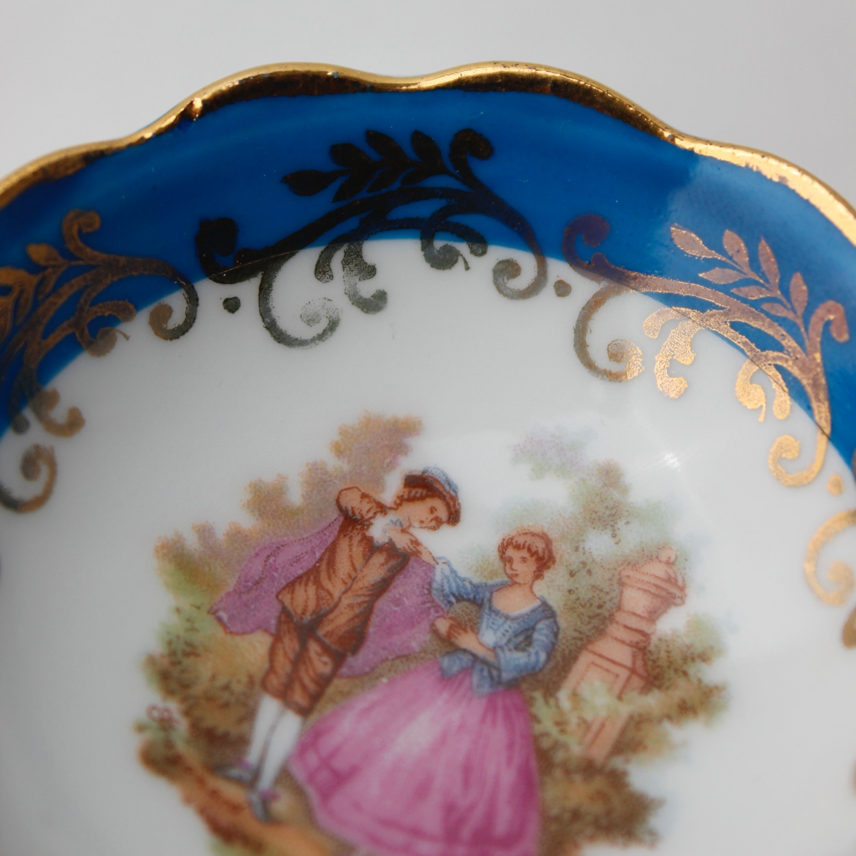 Limoges Fragonard Desenli Minyatür Kase