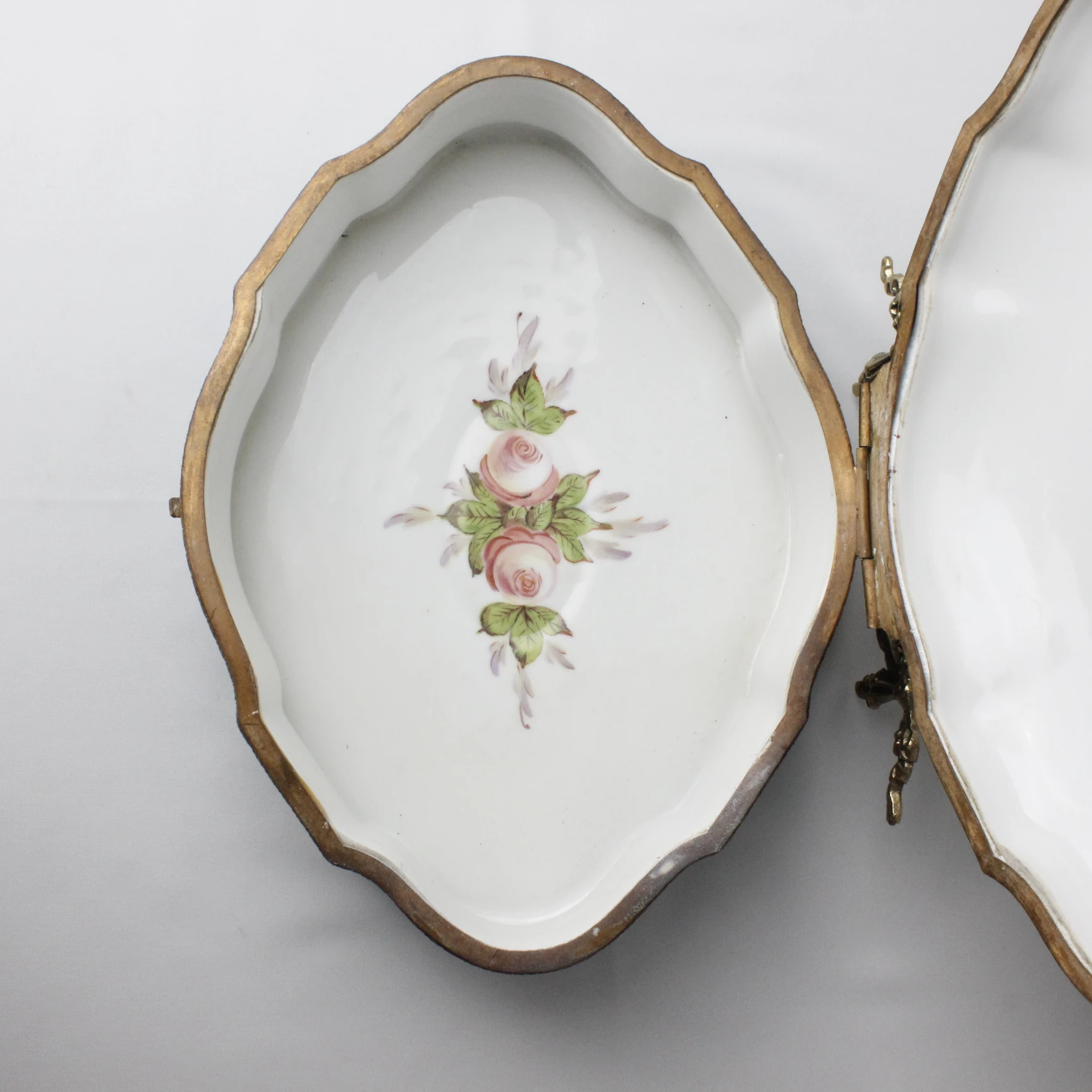 Asırlık Dev Boy Sevres El Boyama Sanatçı İmzalı  Bonbonier