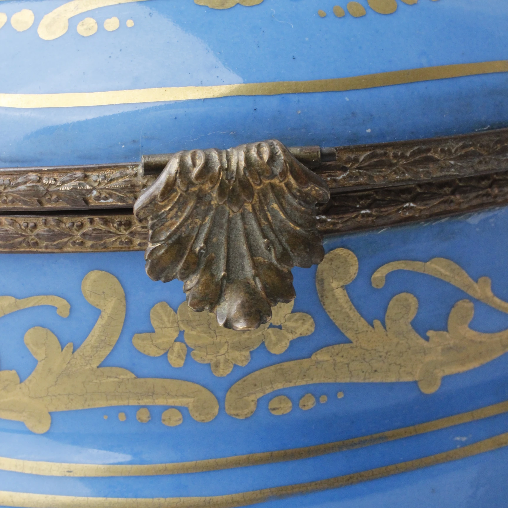 Asırlık Dev Boy Sevres El Boyama Sanatçı İmzalı  Bonbonier