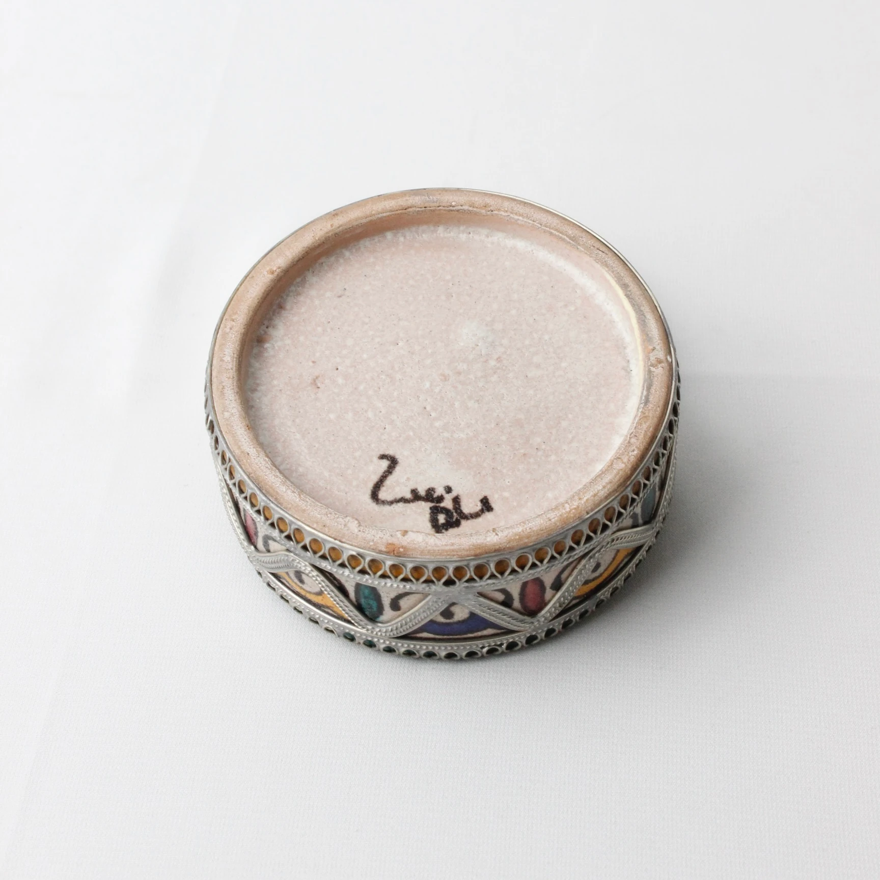 Sanatçı İmzalı El Boyama Metal Kafesli Seramik Fas Mücevher Kutusu