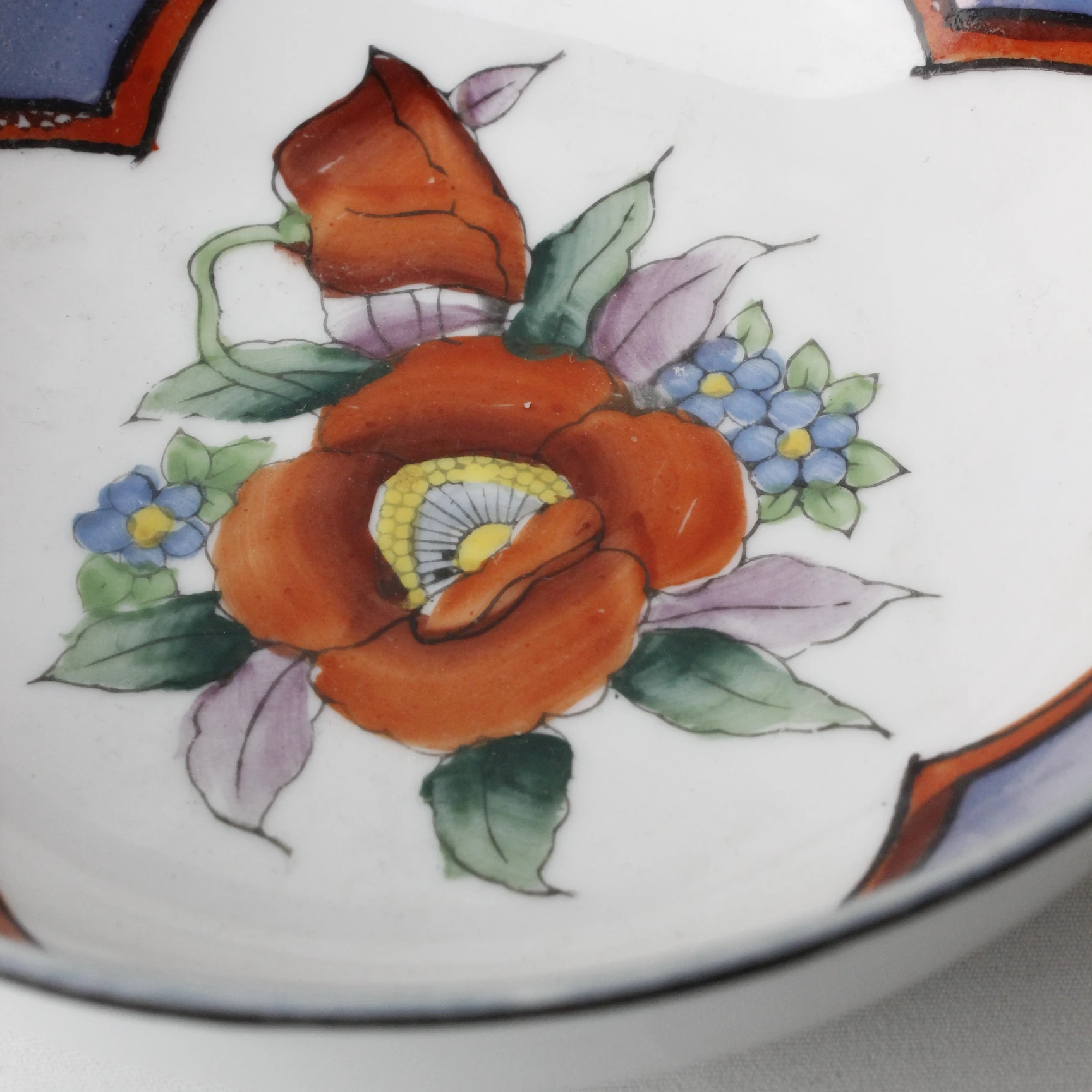 Japan Damgalı El Boyama Çiçek Motifli Çift Kulplu Kase