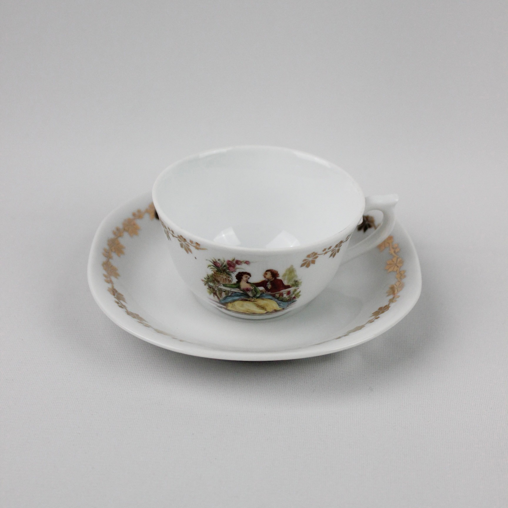 Fragonard Desenli Veritable Porcelaıne Kahve Fincanı