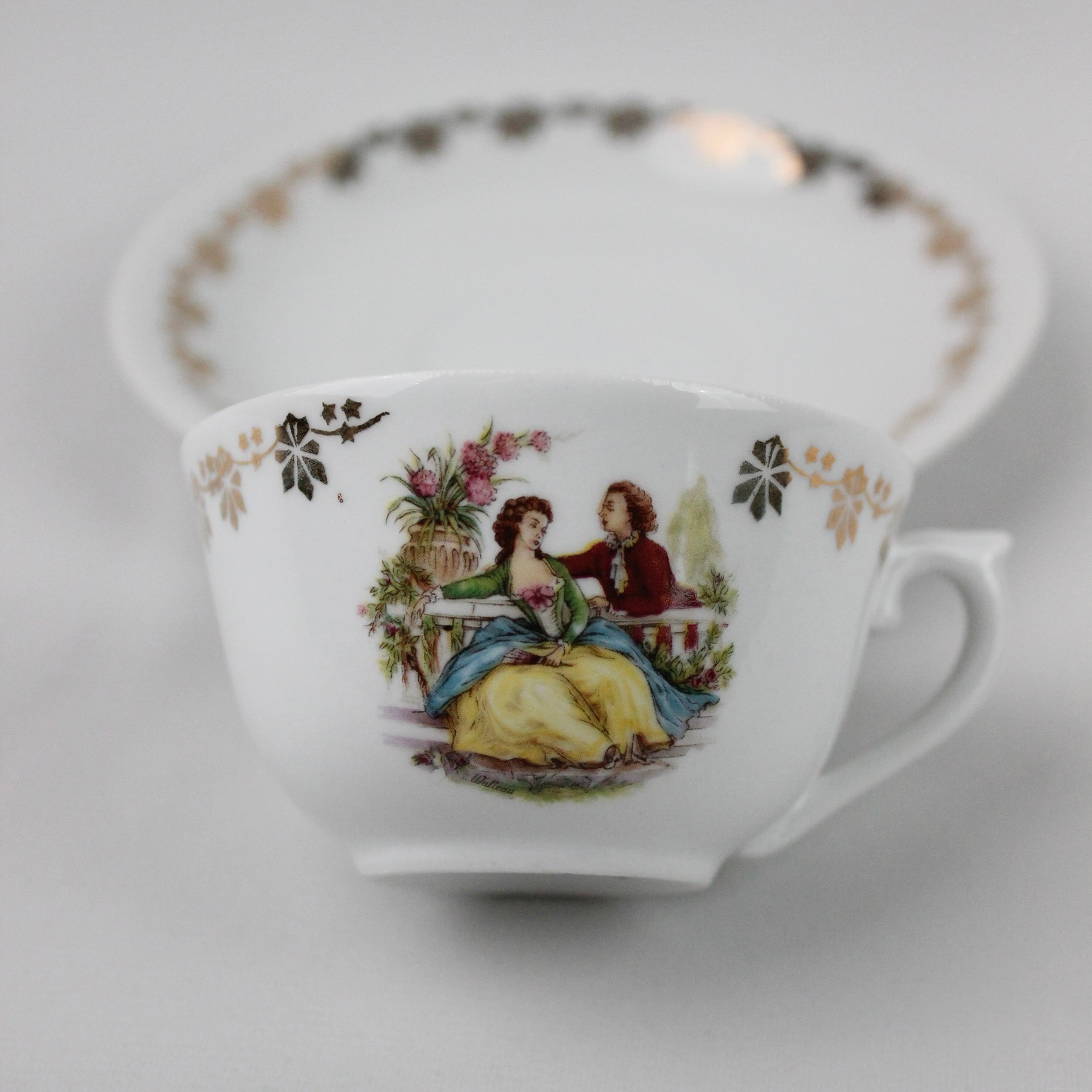 Fragonard Desenli Veritable Porcelaıne Kahve Fincanı