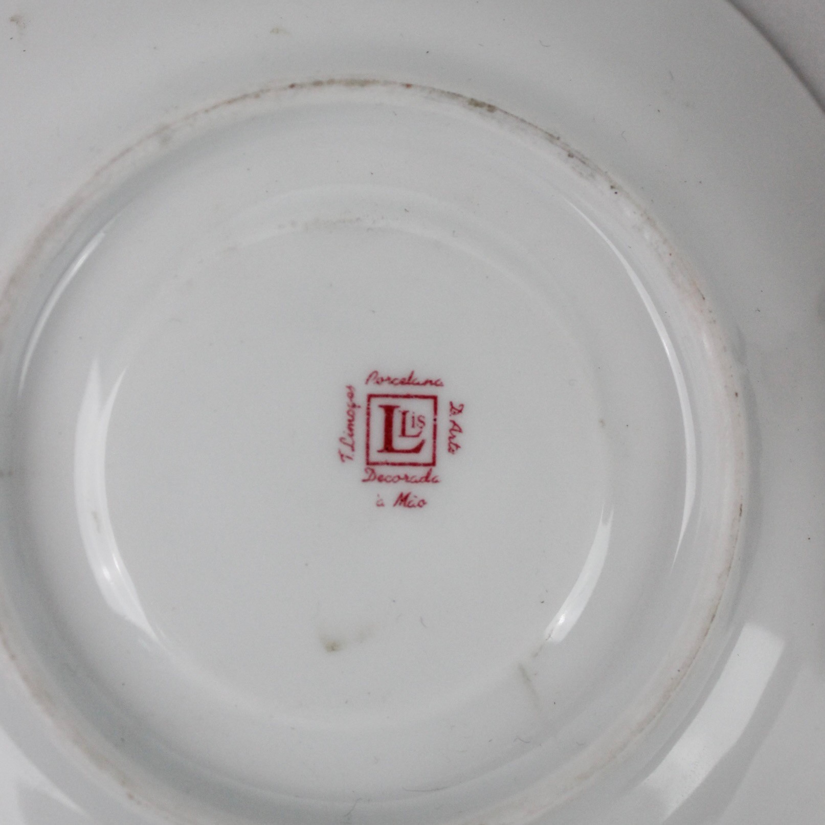 Limoges Marka Çiçek Motifli Antika Kahve Fincanı 