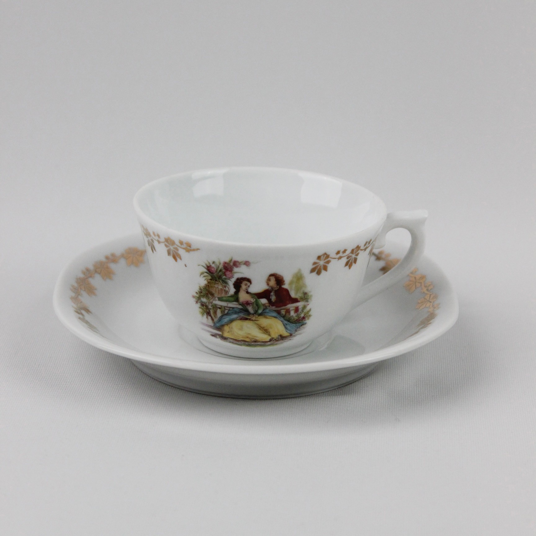 Fragonard Desenli Veritable Porcelaıne Kahve Fincanı