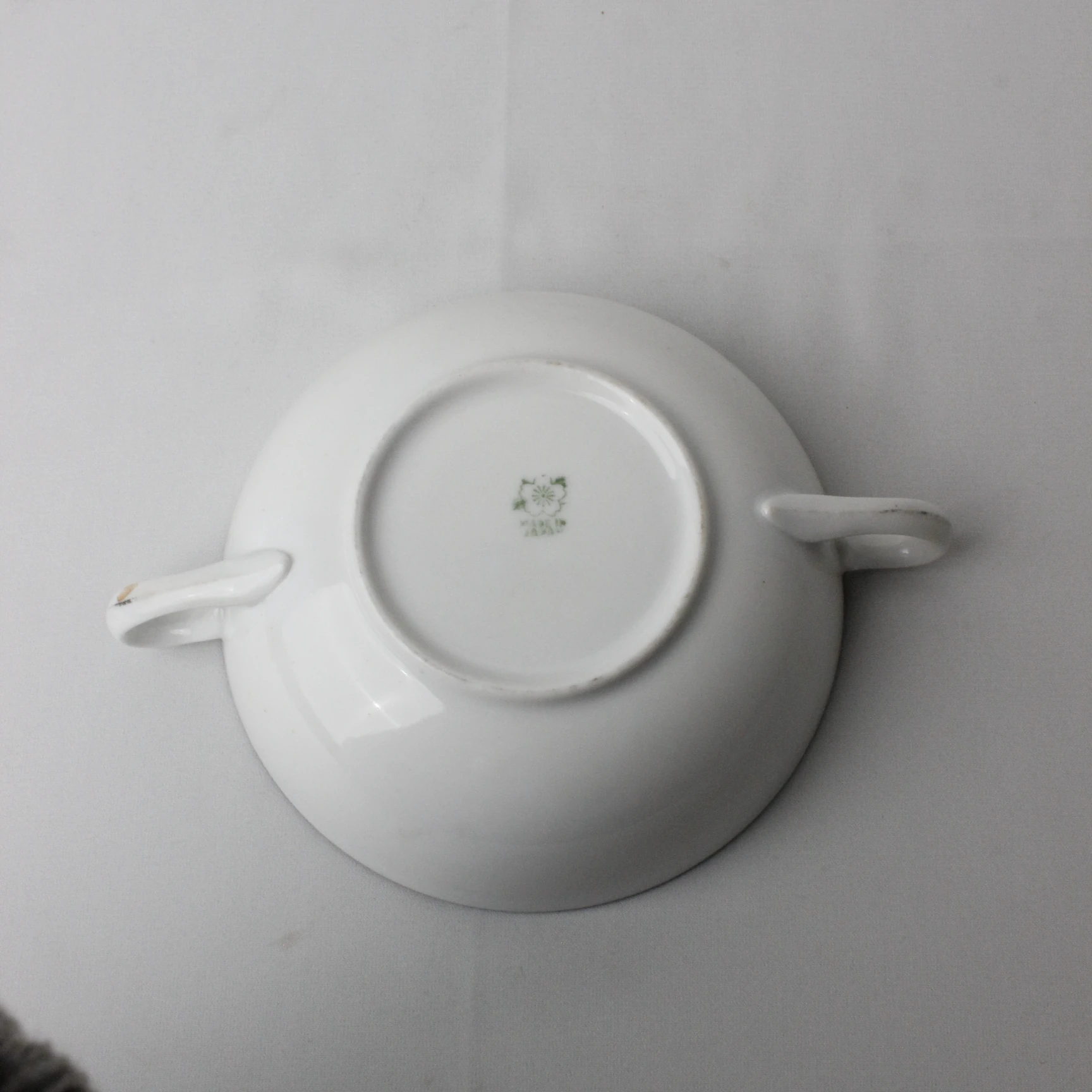 Japan Damgalı El Boyama Çiçek Motifli Çift Kulplu Kase