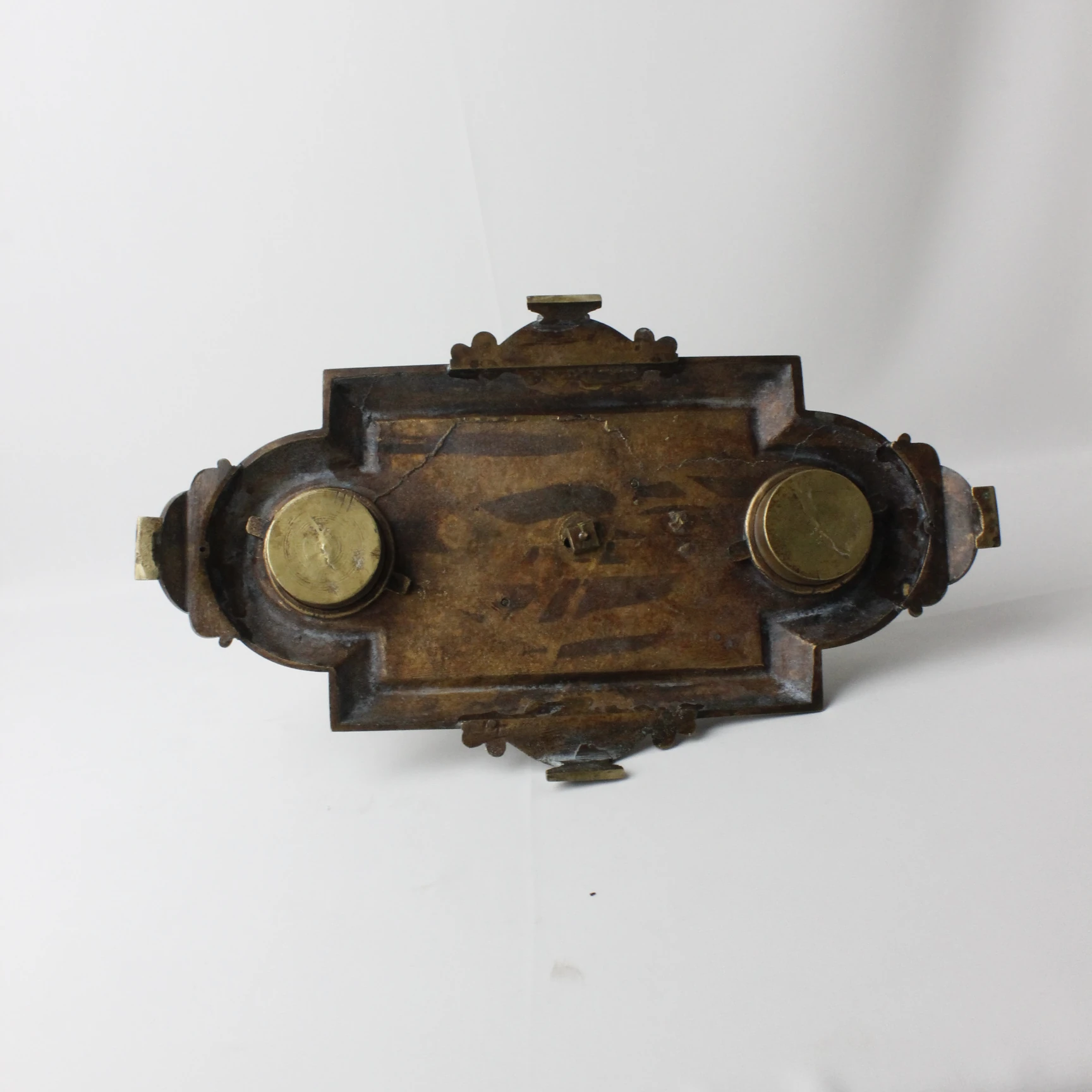 Asırlık Bronz Malzemeden Kadın Heykelli Hokka Takımı 