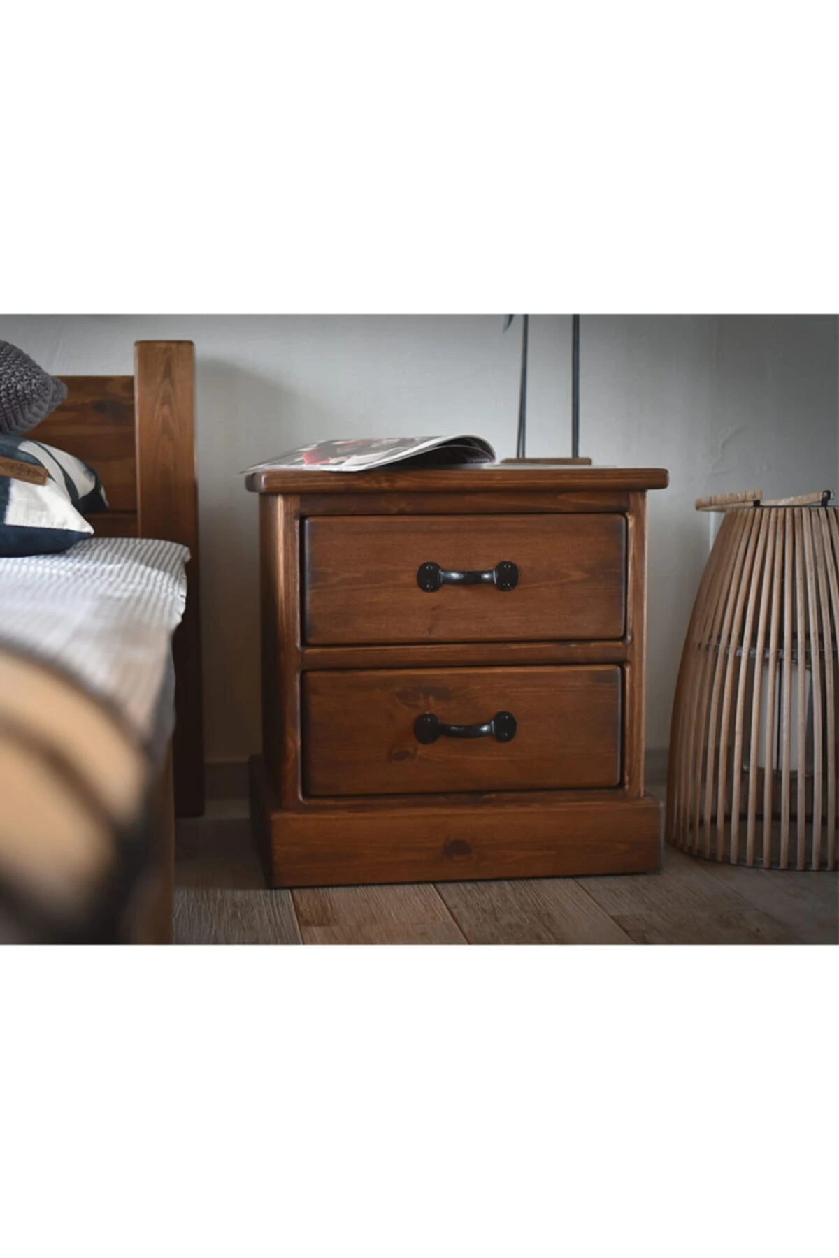 Ensamo E-207 Ahşap Komodin