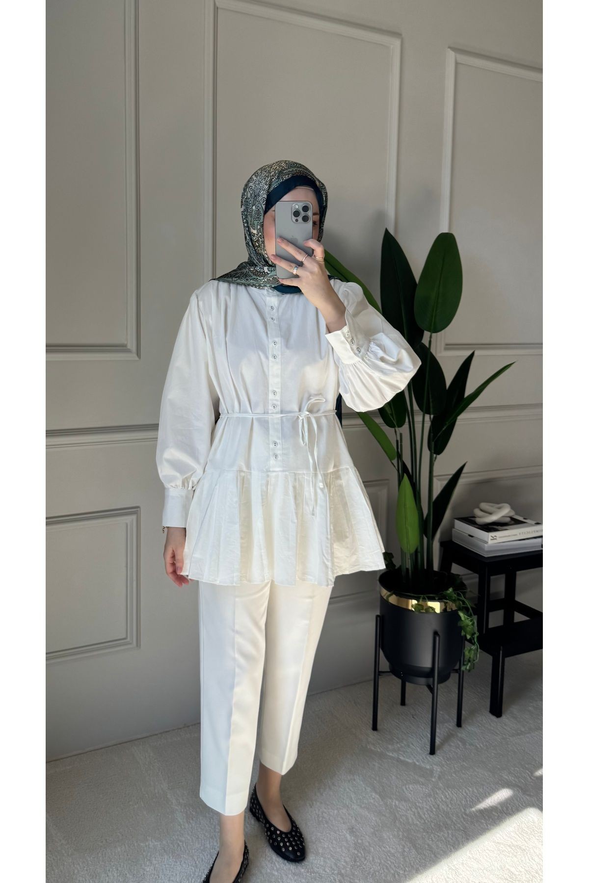 Pilise Detaylı Poplin Gömlek - Beyaz