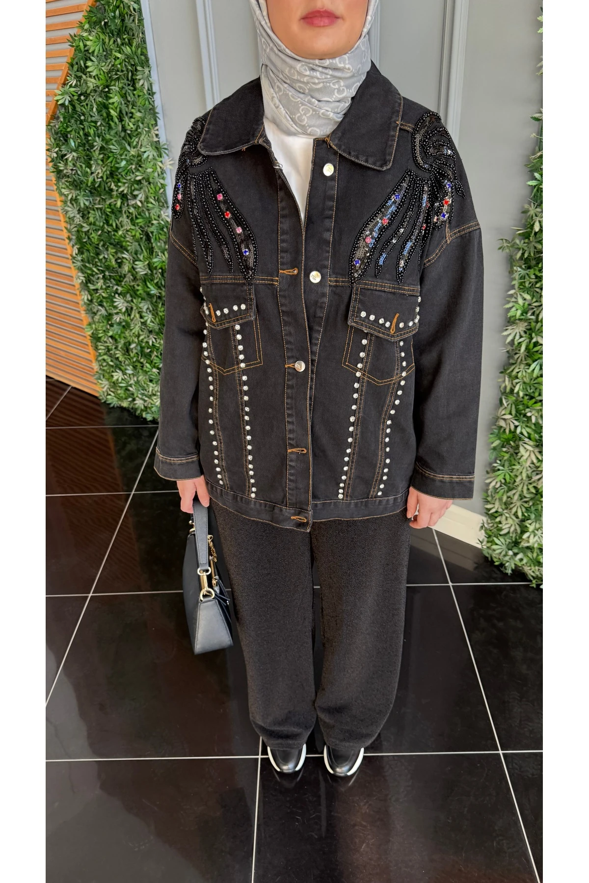 Mira Taş/Payet İşlemeli Kot Ceket - Siyah